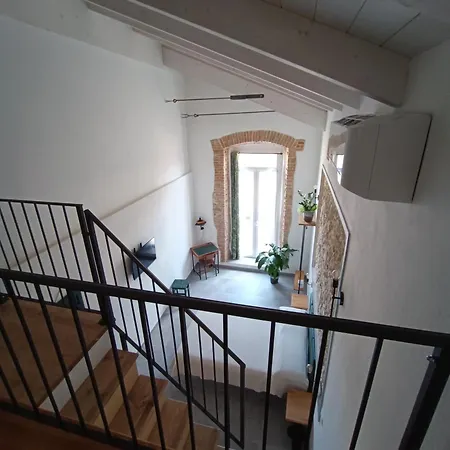 Vico Nobilioni 3*